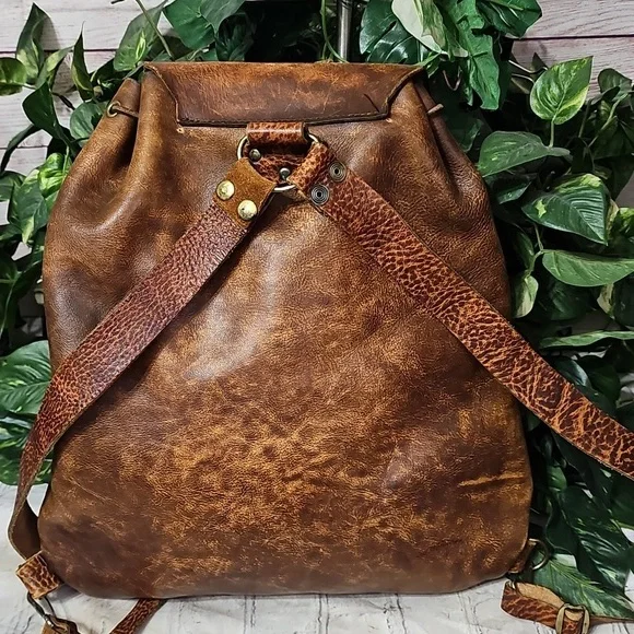 Vintage 1970s Leather Flap Closure Drawstring BackpackDay Backpack Carry On